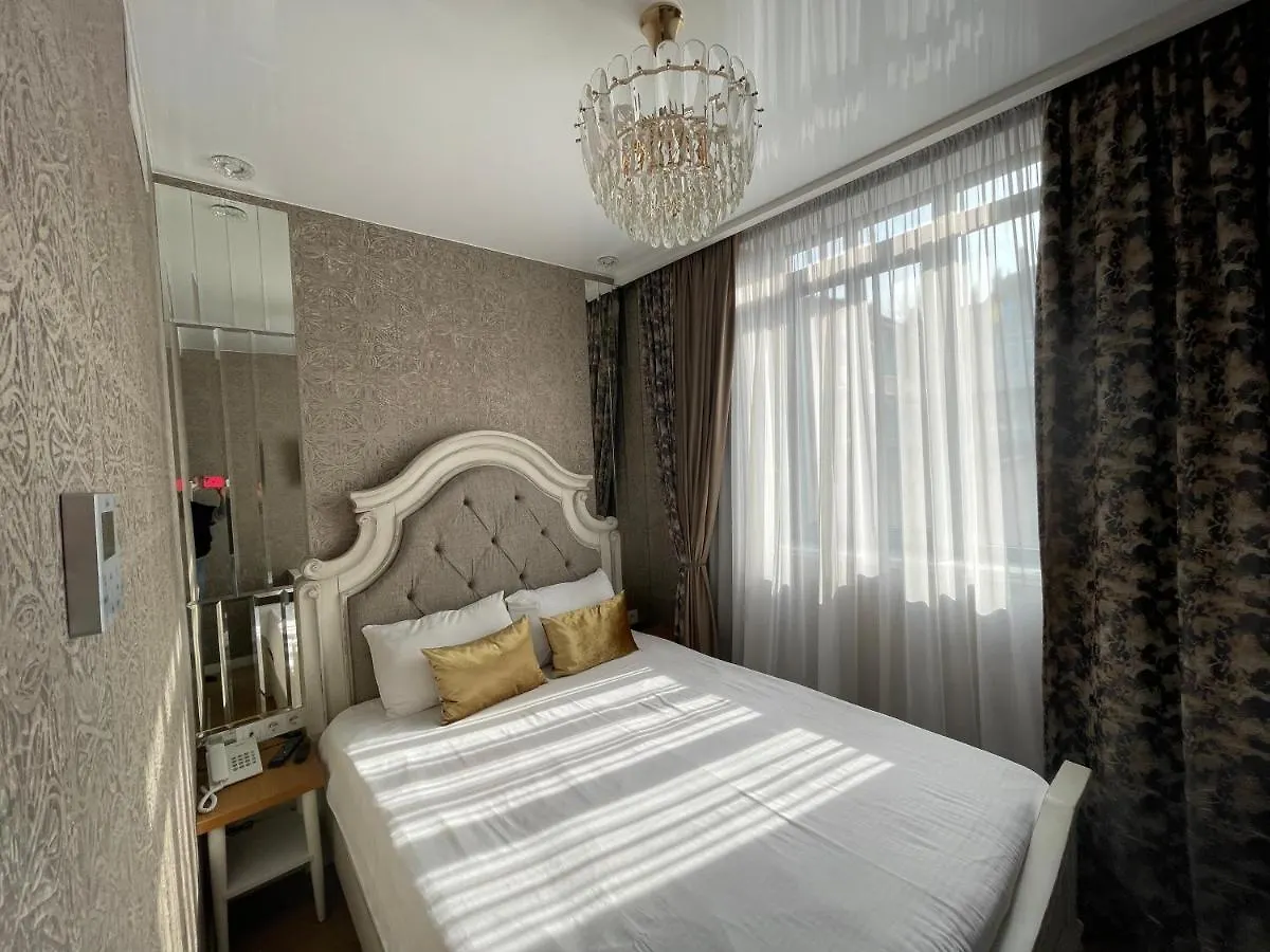 Rikhe Palace Boutique Hotel 4*, تبليسي
