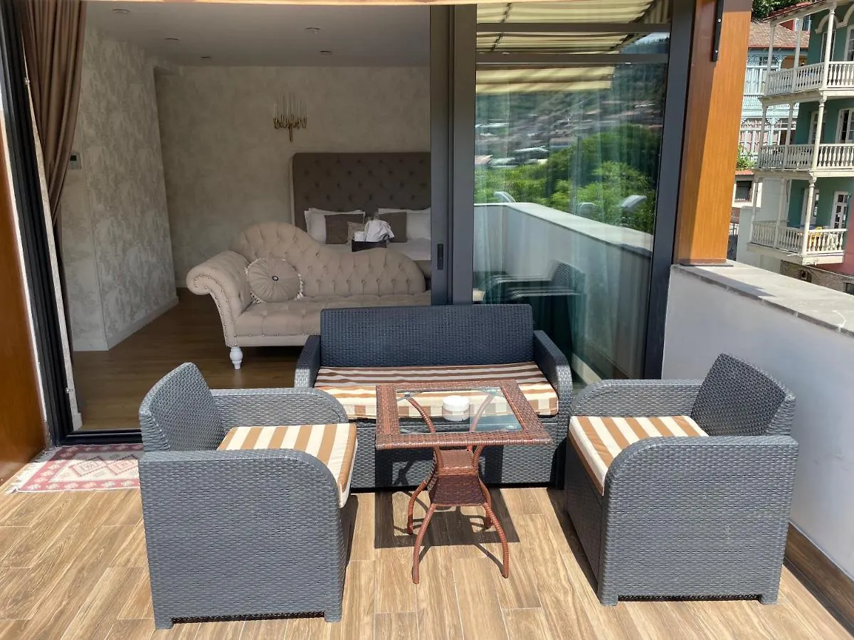 Rikhe Palace Boutique Hotel Gruzie