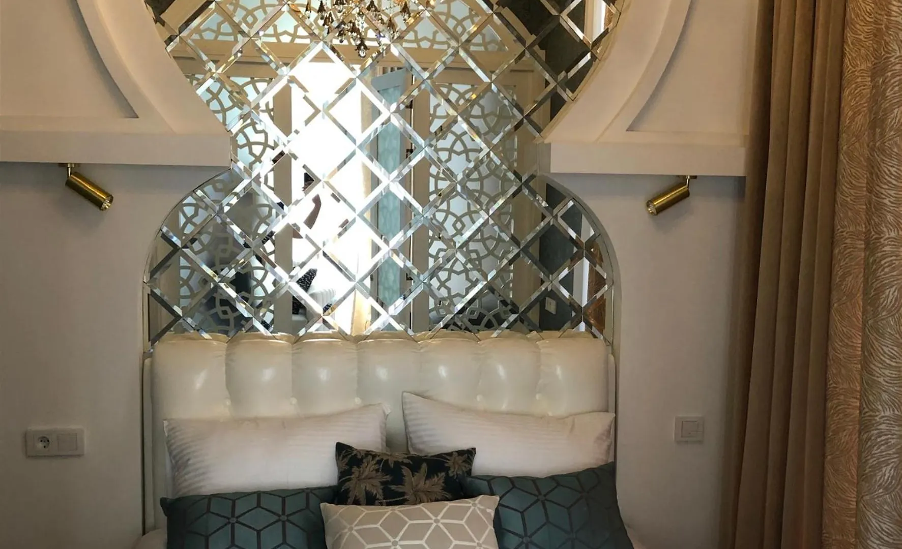 Rikhe Palace Boutique Hotel 4*, Tbilisi