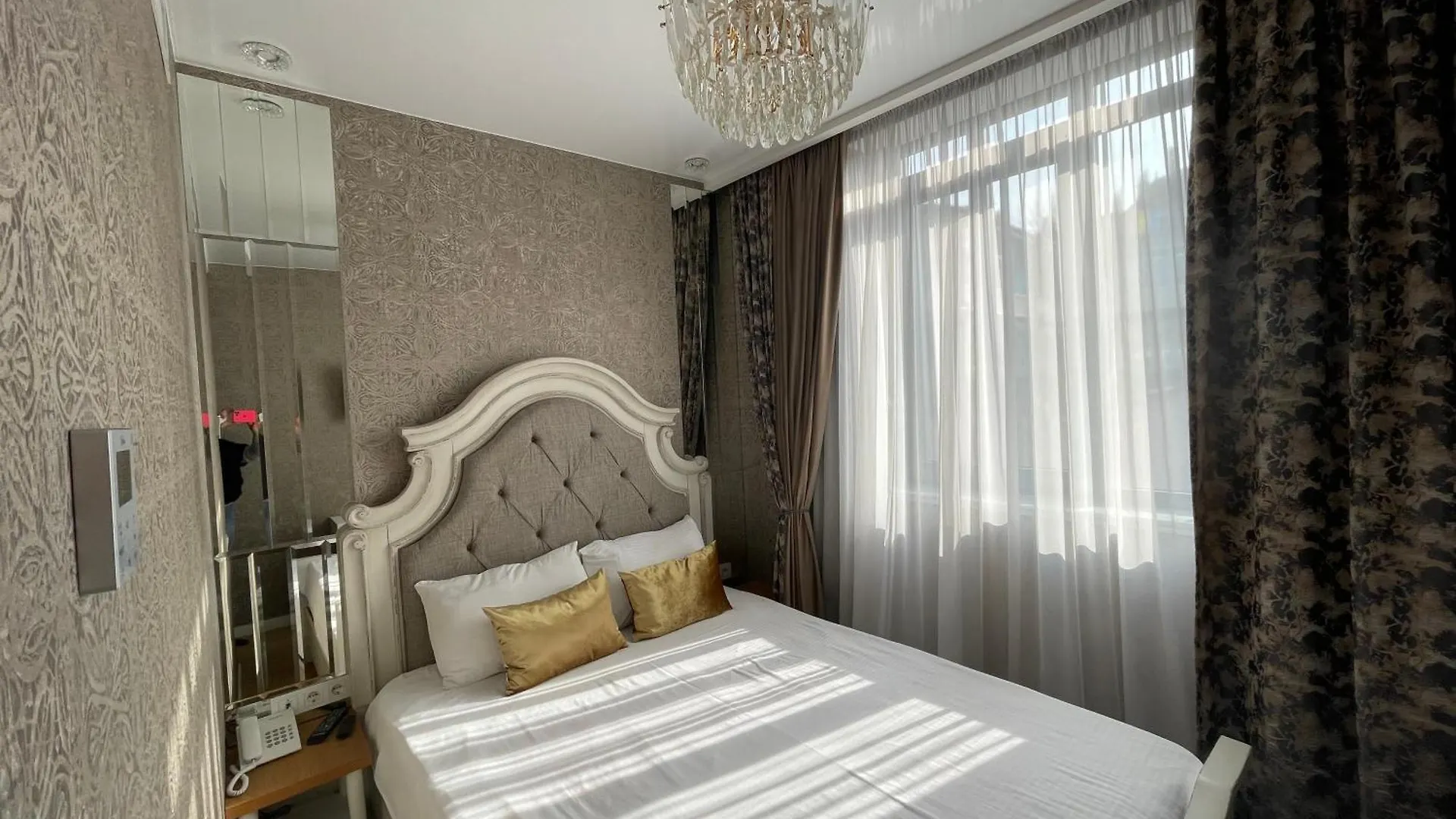 Rikhe Palace Boutique Hotel 4*, Tbilisi